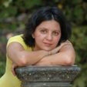 Foto di Nicoletta, Tutor privato/Aiuto compiti a Cusano milanino