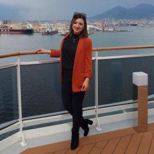 Foto di Dora, Tutor/Aiuto Compiti di Gruppo a Pozzuoli